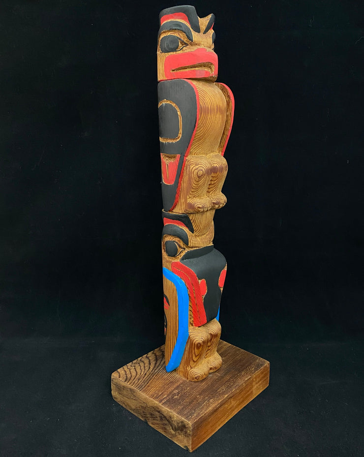 Lovebirds (Eagle & Raven) Totem Pole by Michael Vandal